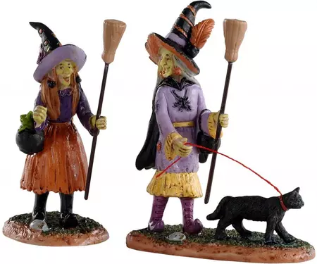 Lemax witches night out s/2 figuur Spooky Town  2020